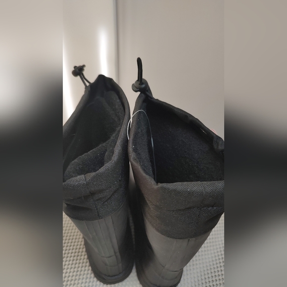 Wonder Nation Winter Boots Boys Size 3 String closure Waterproof slip resistant - Picture 6 of 7